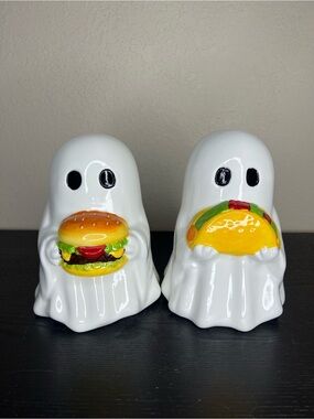 NEW 8” Ceramic Halloween Ghosts Holding Burger and Taco Set
